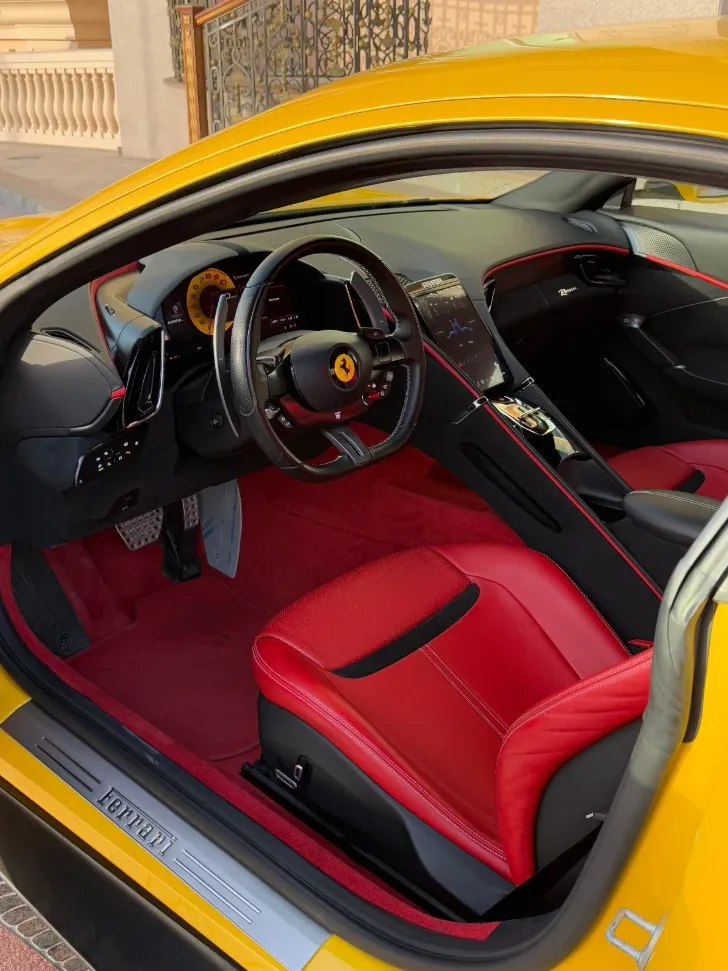 Ferrari Ferrari Roma - Sports rental car (2022) - image 3