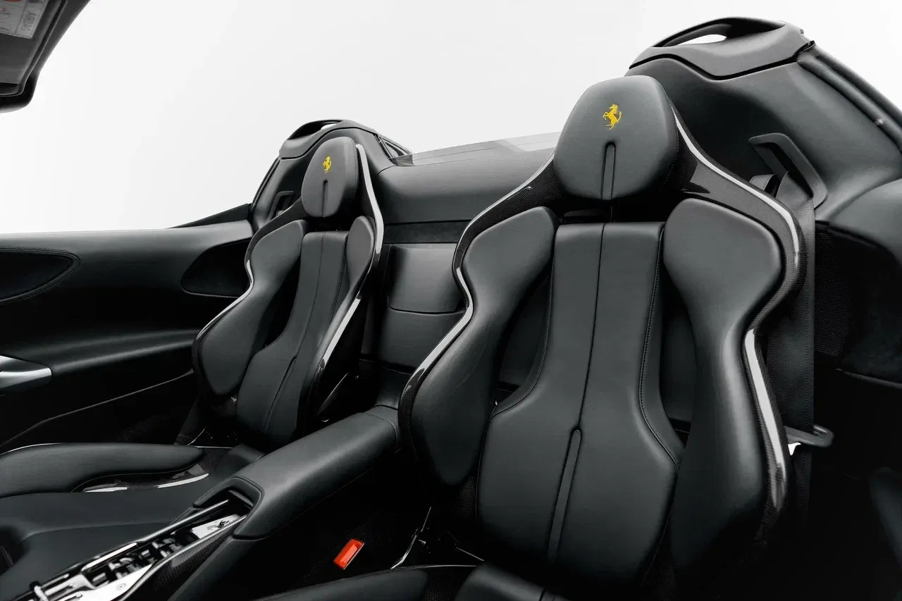 Ferrari Ferrari Sf90 - Sports rental car (2023) - image 5