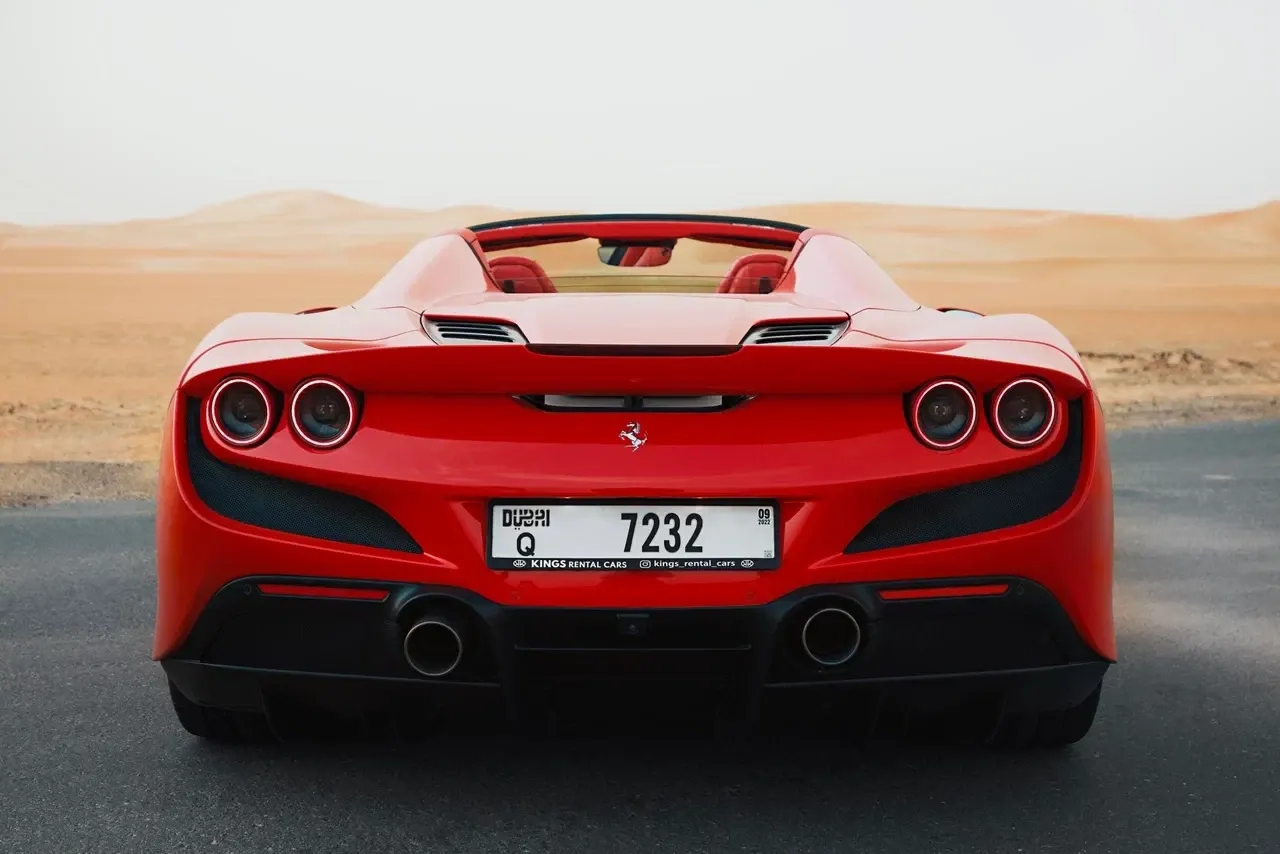 Ferrari Ferrari F8 Tributo - Sports rental car (2023) - image 4