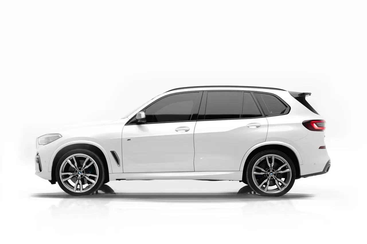 BMW BMW X5 - Luxury rental car (2025) - image 2