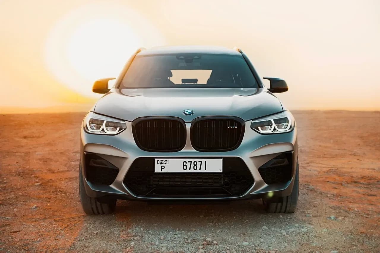 BMW BMW 3 Series - Sports rental car (2022) - image 3