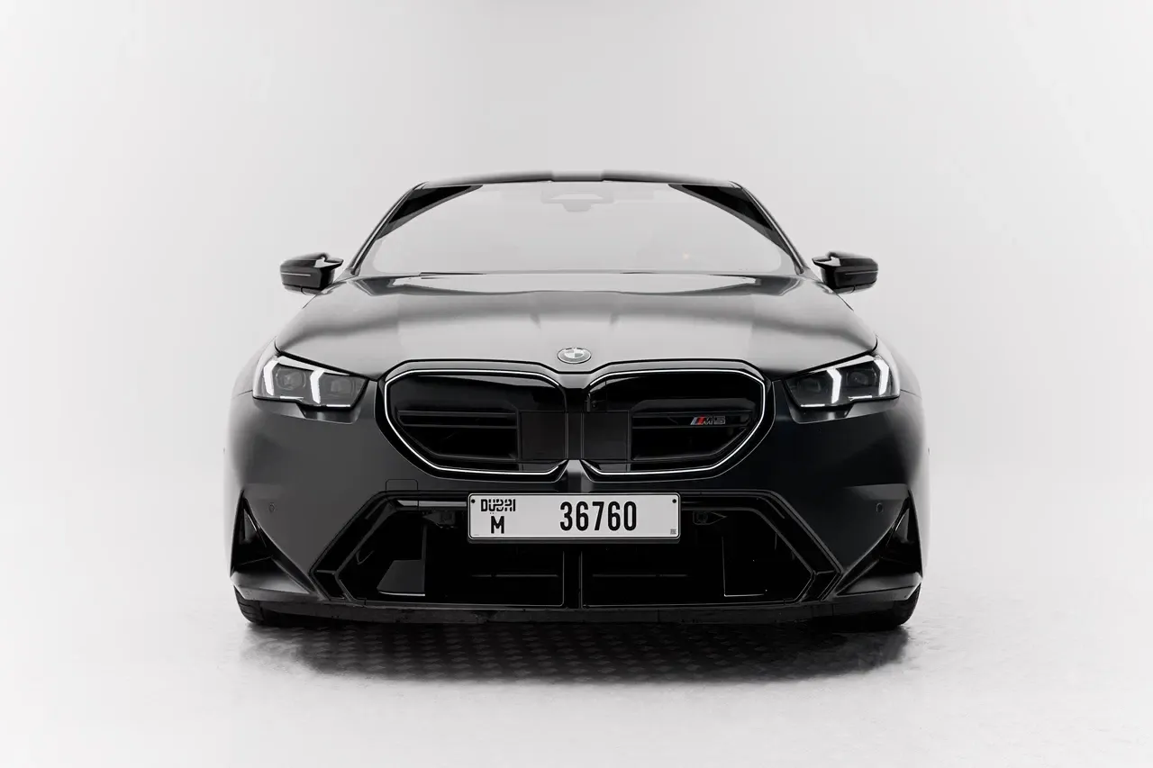 BMW BMW M5 - Luxury rental car (2025) - image 3