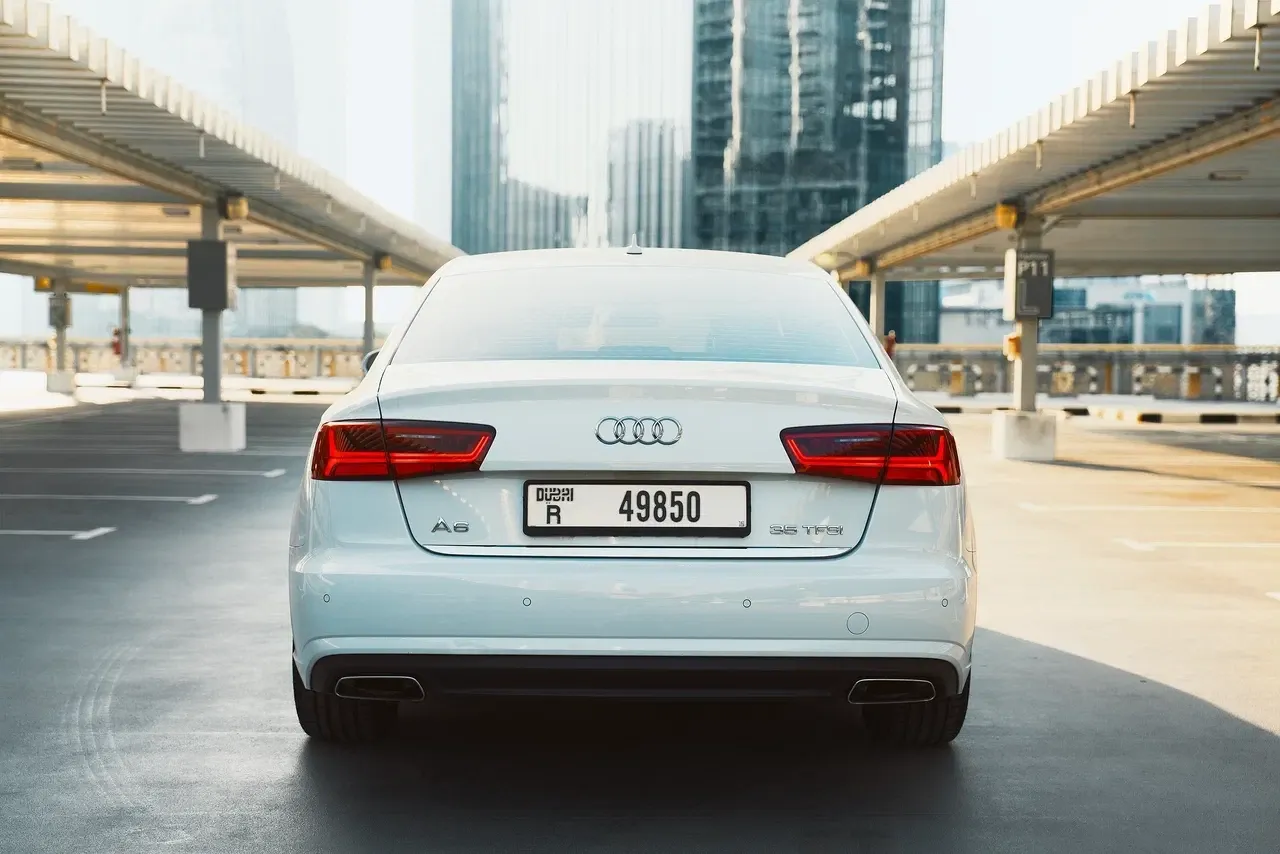 أودي أودي A6 - فاخرة rental car (2024) - image 4