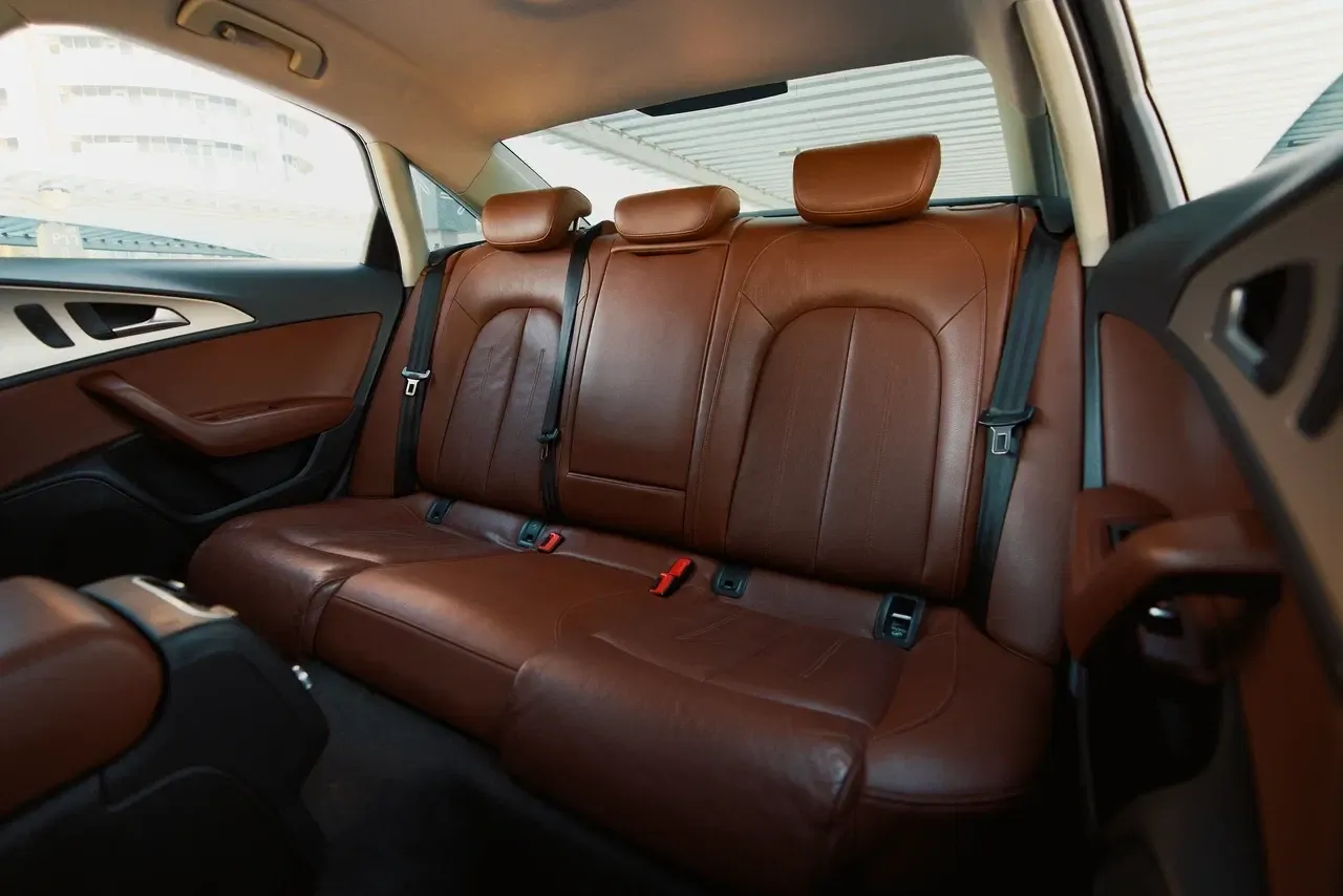 أودي أودي A6 - فاخرة rental car (2024) - image 7