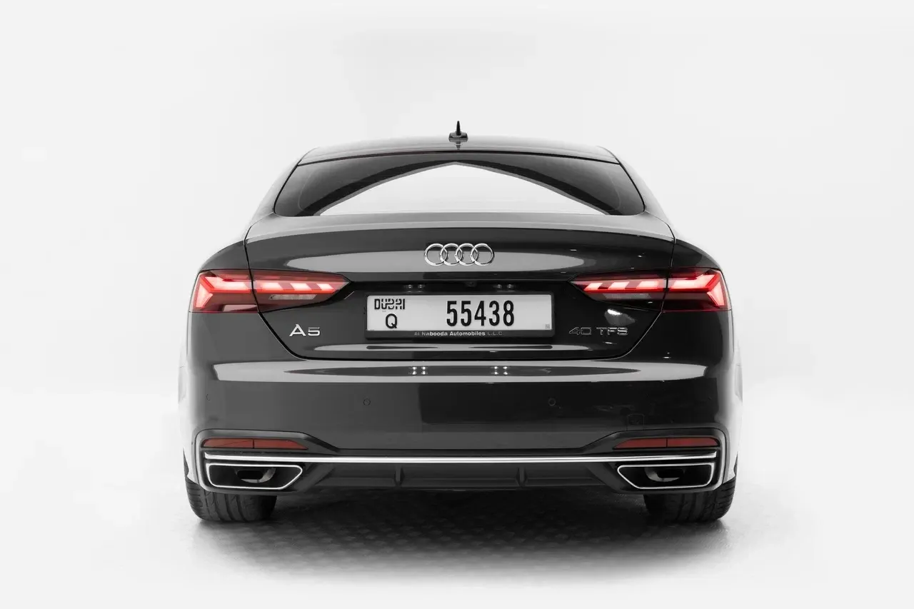 أودي أودي A5 - فاخرة rental car (2023) - image 4
