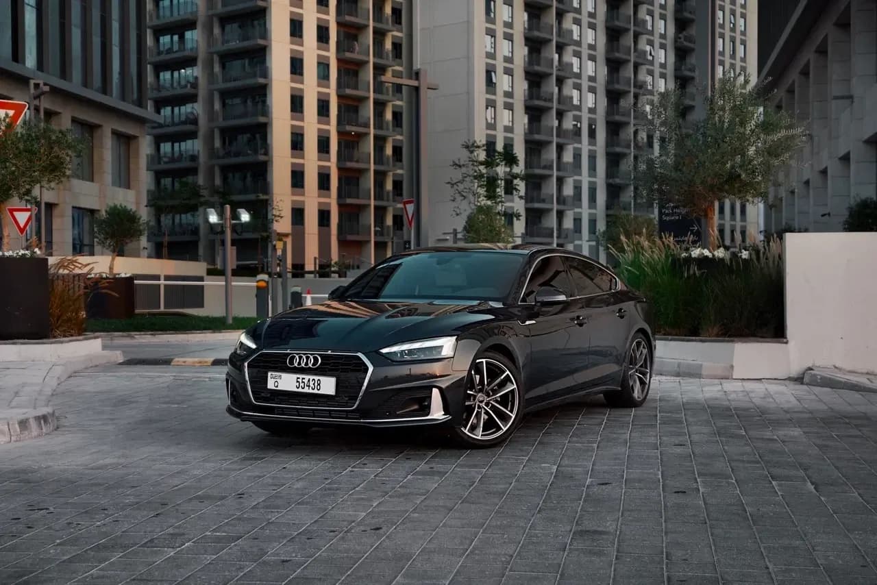 أودي أودي A5 - سيارات اقتصادية rental car (2023) - image 1