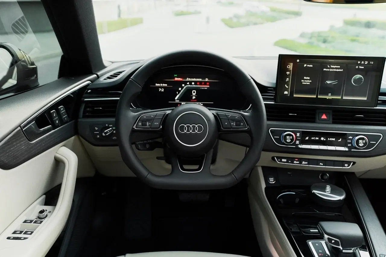 أودي أودي A5 - سيارات اقتصادية rental car (2023) - image 4