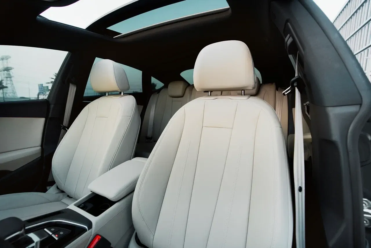 أودي أودي A5 - سيارات اقتصادية rental car (2023) - image 5