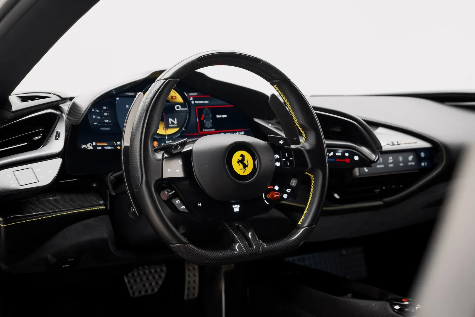 Ferrari Ferrari Sf90 - Sports rental car (2024) - image 5