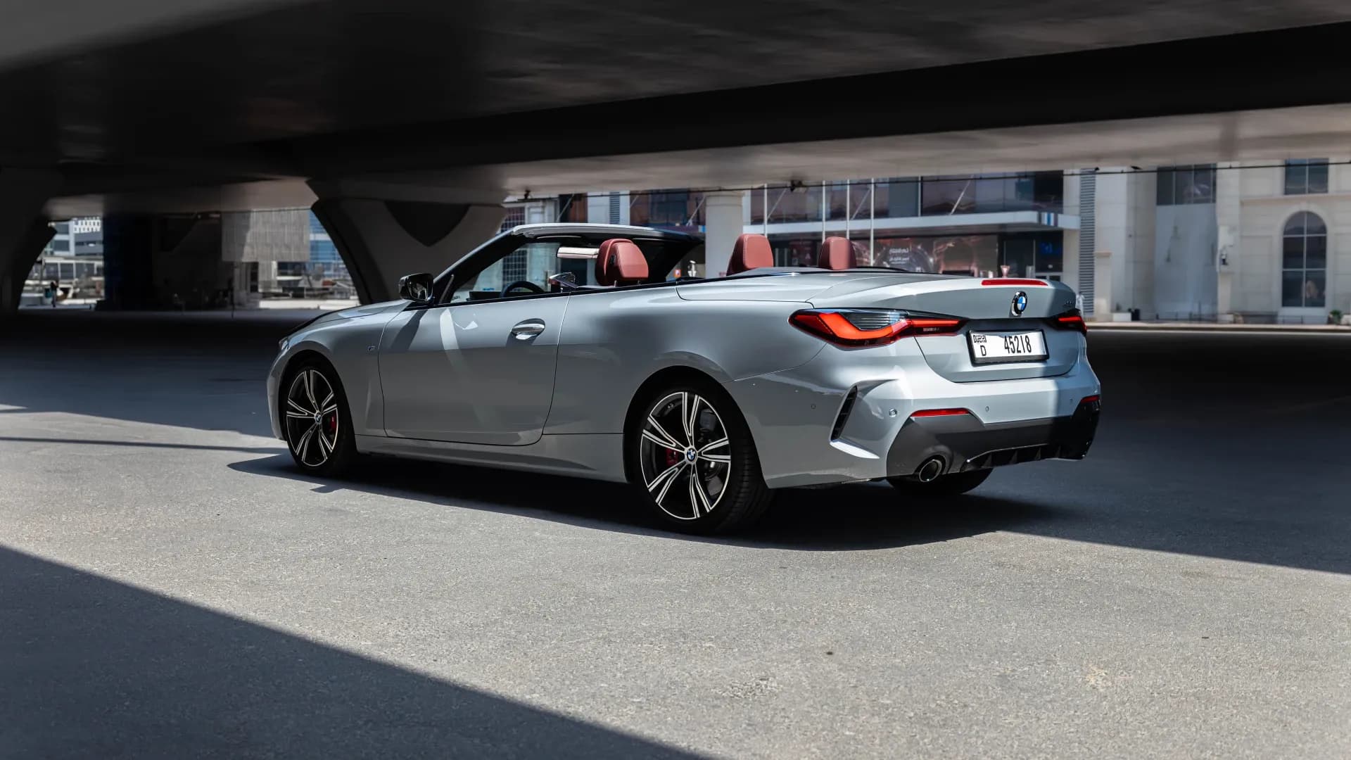 BMW BMW 430i Convertible - Luxury rental car (2024) - image 6
