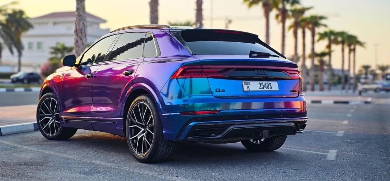 أودي أودي Q8 - فاخرة rental car (2024) - image 3