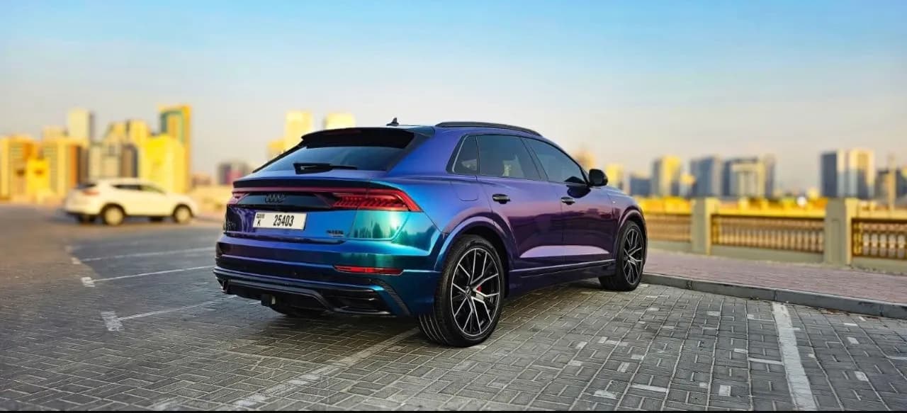 أودي أودي Q8 - فاخرة rental car (2024) - image 6