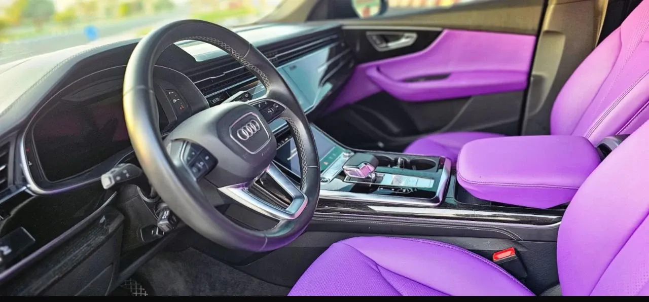 أودي أودي Q8 - فاخرة rental car (2024) - image 8