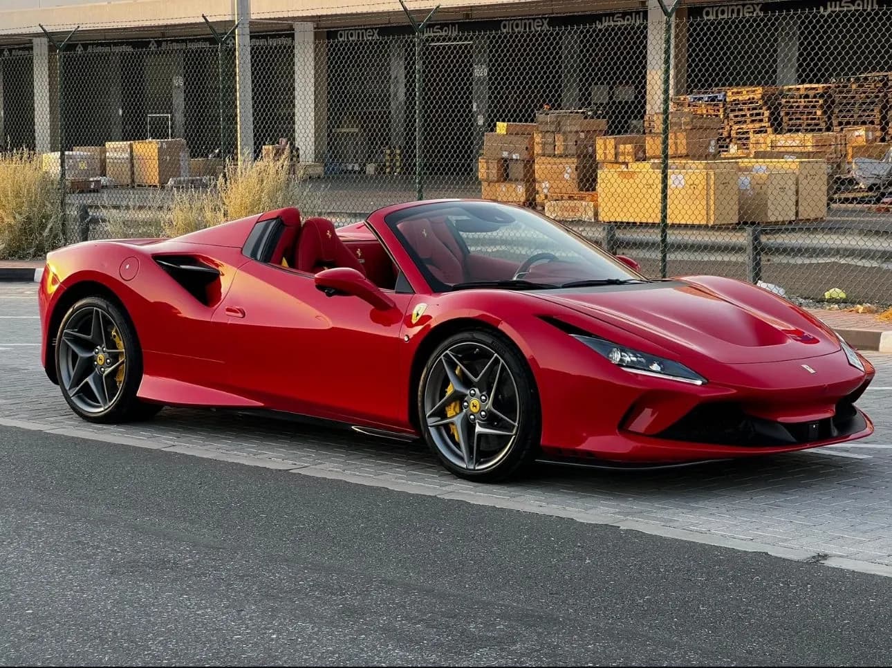 Ferrari Ferrari F8 Spider - Sports rental car (2023) - image 6