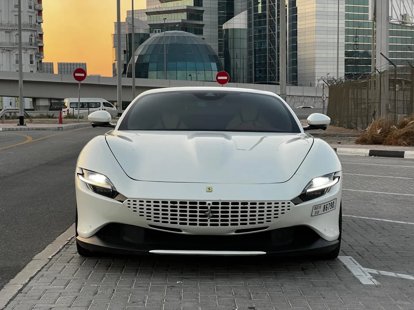 Ferrari Ferrari Roma - Sports rental car (2022) - image 1