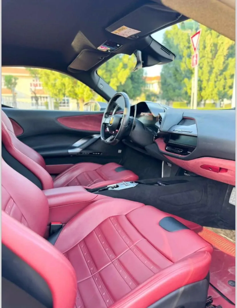 Ferrari Ferrari Sf90 - Sports rental car (2022) - image 4