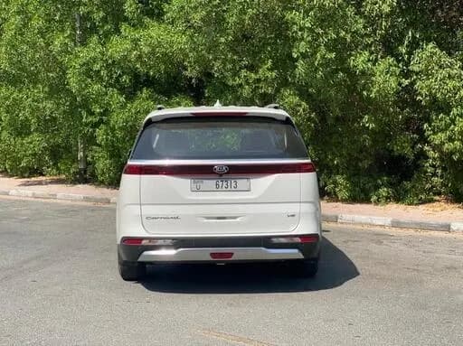 كيا كيا كارنيفال - سيارة 7 مقاعد rental car (2024) - image 4
