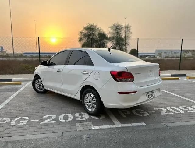 كيا كيا بيغاس - سيارات اقتصادية rental car (2024) - image 5