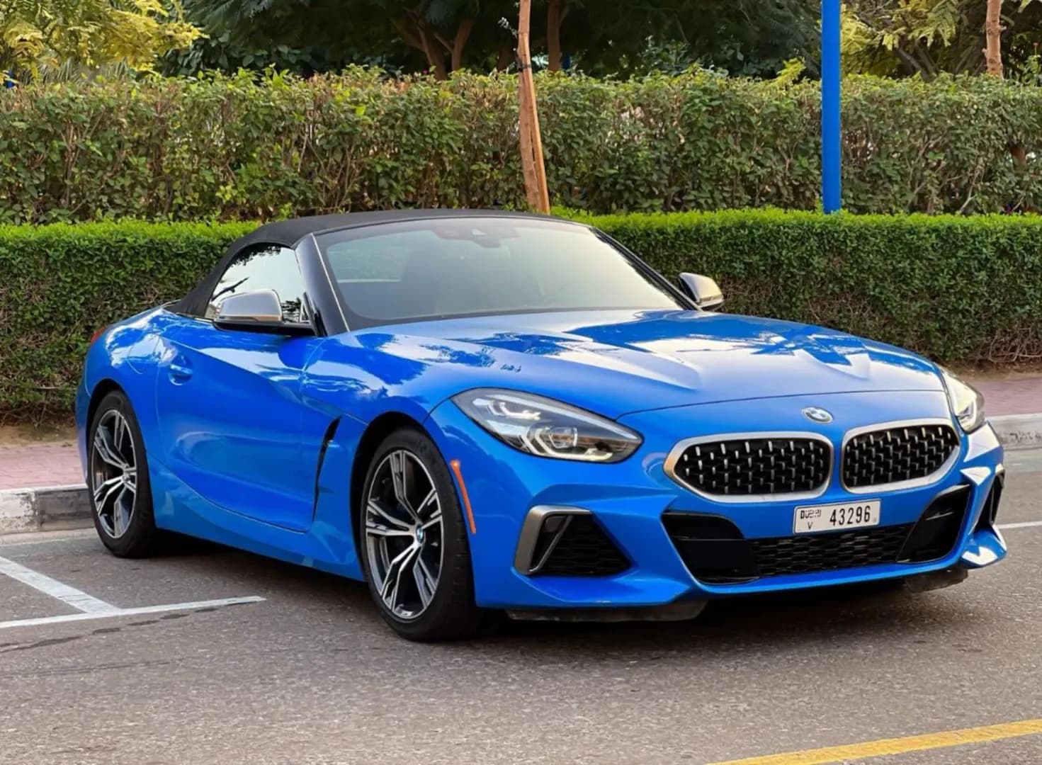 BMW BMW Z4 - Sports rental car (2022) - image 2