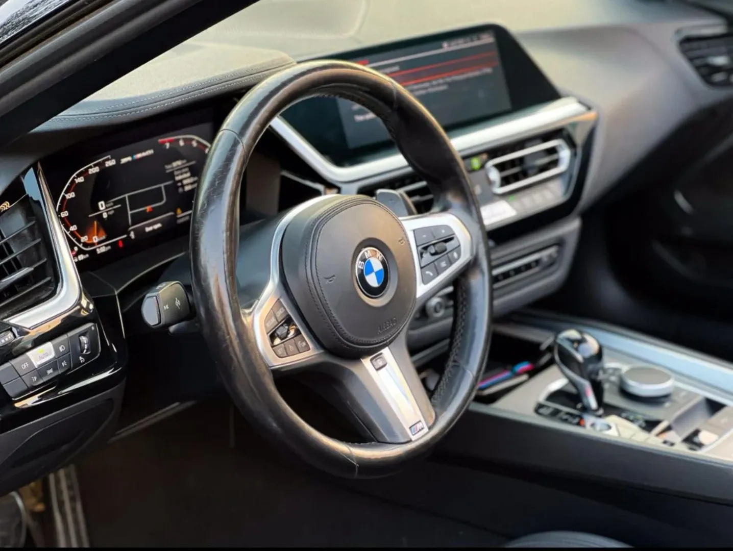 BMW BMW Z4 - Sports rental car (2022) - image 4